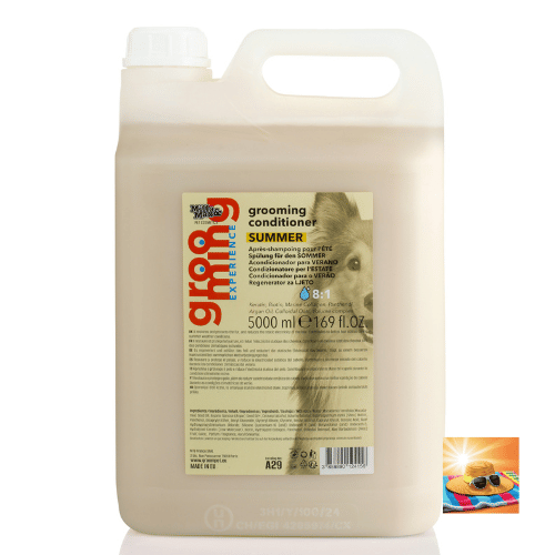 A 5l Canister of Professional Dog Grooming Conditioner in from of a white background. Bottom right side shows an icon representing summer & beach.